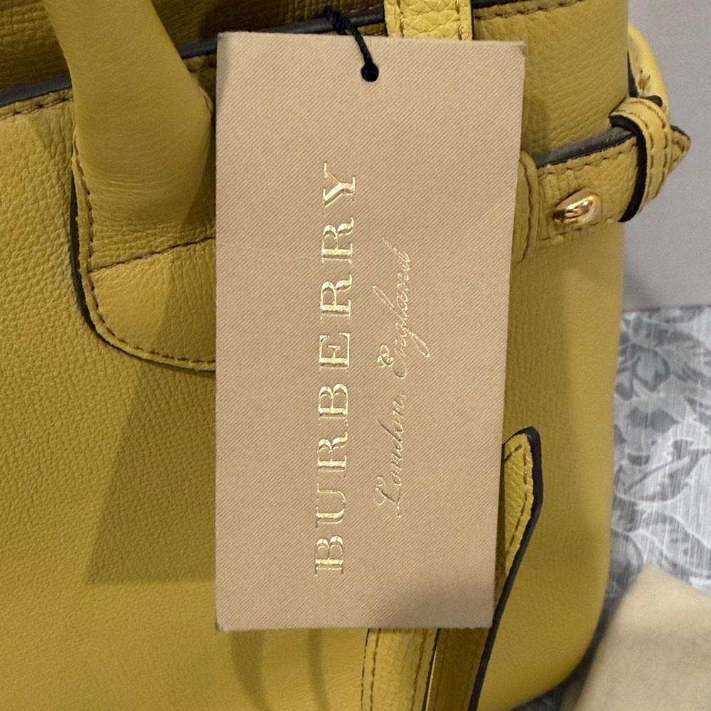 Burberry Banner House Check Derby Medium Satchel NWT - Picture 10 of 14